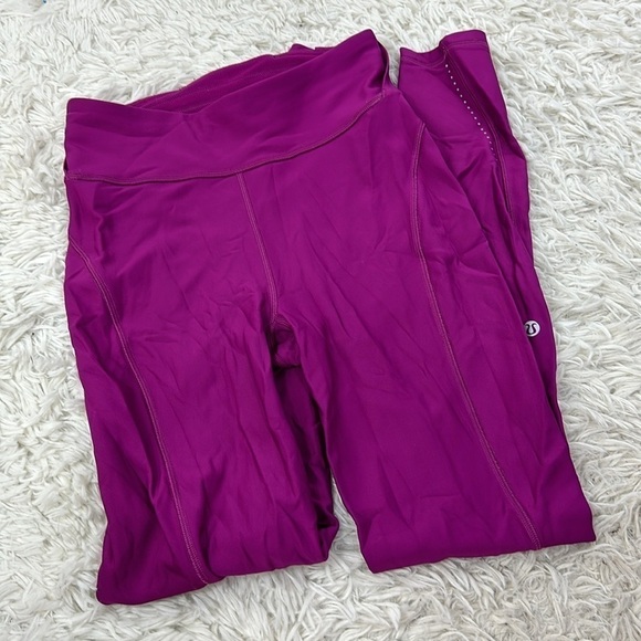 Lululemon Chase the Chill Super High-Rise Tight 28" Deep Fuschia - Picture 1 of 5